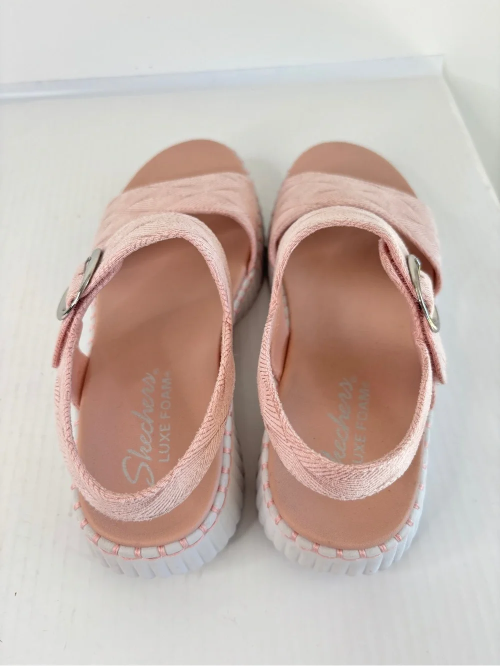 Skechers Wilshire BLVD-Illusion of Love Wedge Sandal Womens Sz 8 Pink Slingback